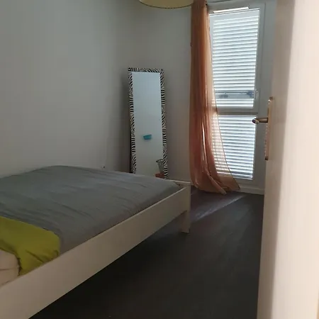 2 Nocleg ze śniadaniem Garges-lès-Gonesse